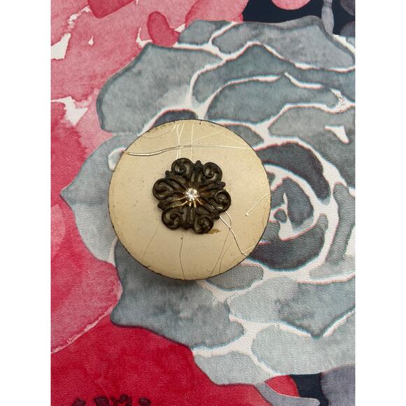 Vintage Pill Box Small trinket Keepsake Gold Tone - Picture 5 of 7